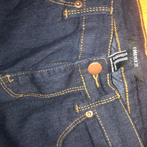 Dark jeans - Picture 2 of 4